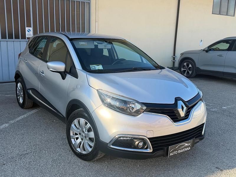 Occasion Renault Captur 90 ch (66 kW) 2015 Argent SUV