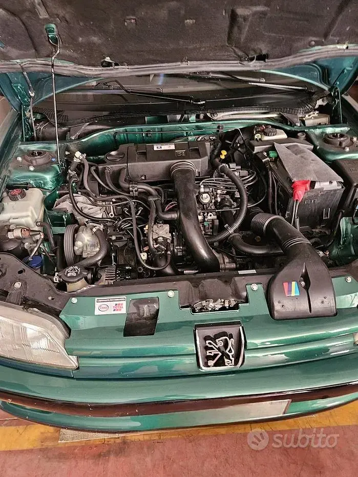 Usata Peugeot 306 Cabriolet Roland Garros 101 CV (74 kW) 1997 Verde Cabrio