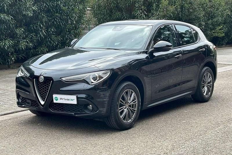 Usata Alfa Romeo Stelvio Business 179 CV (131 kW) 2018 Nero SUV