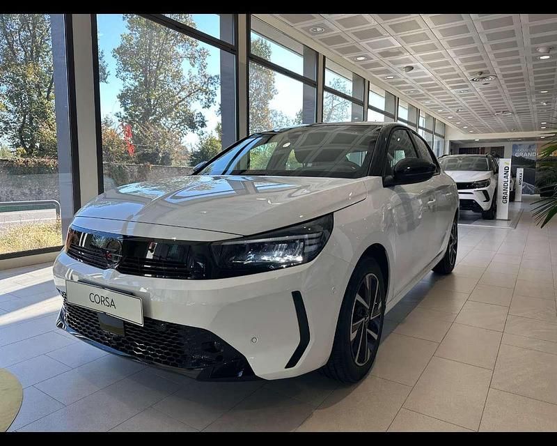 Nuova Opel Corsa 101 CV (74 kW) 2026 Kontur white Utilitaria