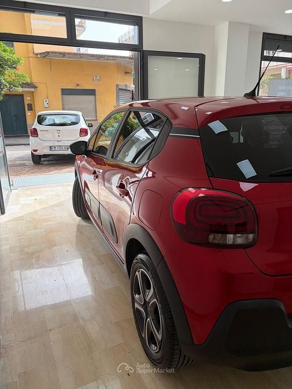 Usata Citroën C3 101 CV (74 kW) 2023 Rosso Utilitaria