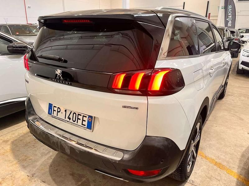 Usata Peugeot 5008 GT-line 120 CV (88 kW) 2018 Bianco SUV