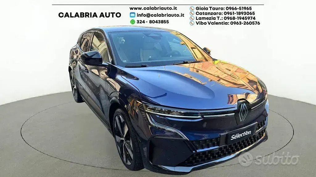 Nuova Renault Mégane 55 kW (75 CV) 2025 Blu Coupé