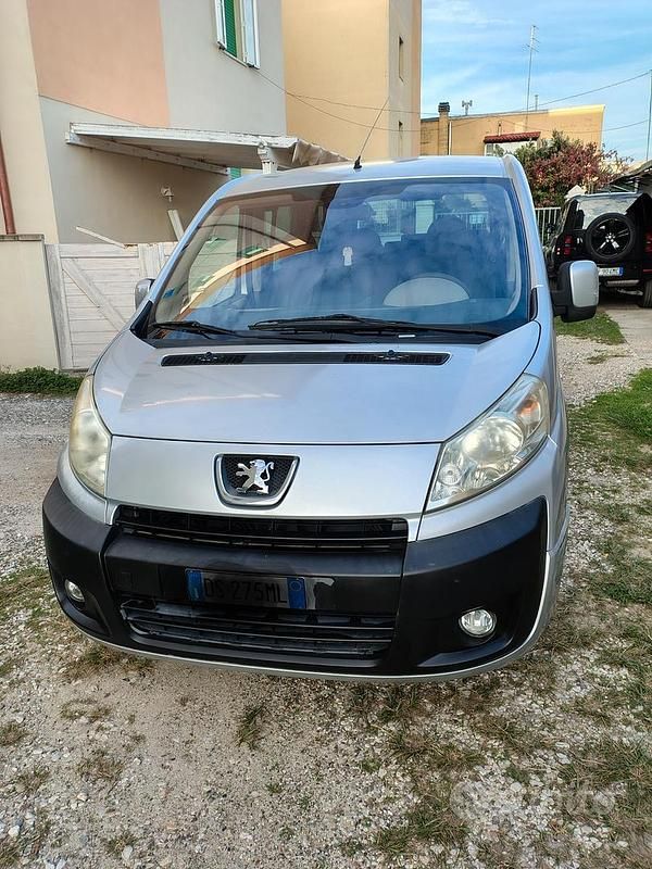 Usata Peugeot Expert 2008 Grigio Furgone