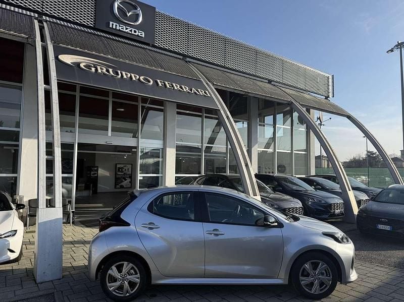 Nuova Mazda 2 Exclusive-Line 92 CV (67 kW) 2026 Argento Utilitaria