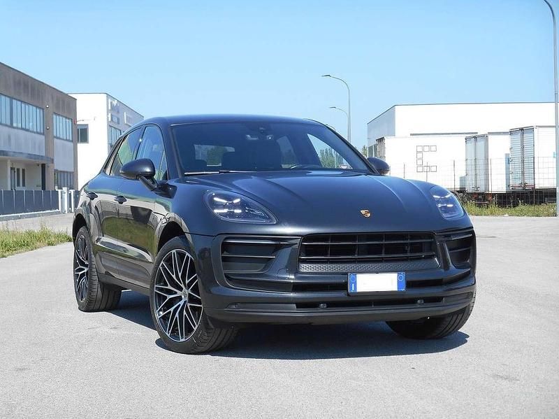 Usata Porsche Macan 265 CV (194 kW) 2022 Grigio SUV