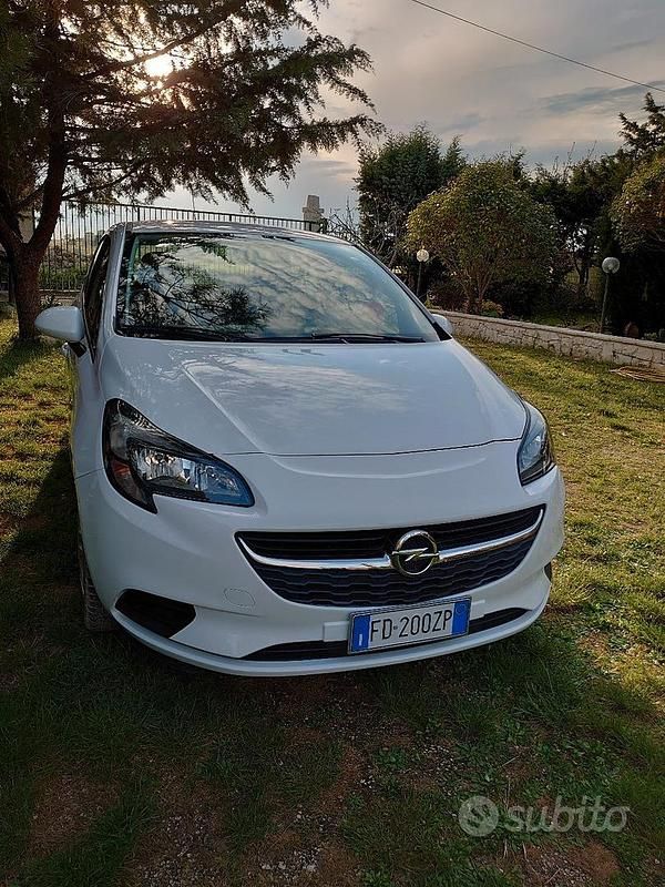 Bianco Usata 2016 Opel Corsa Tre volumi | 4800 € (Ottimo prezzo) - Immagine 1/4