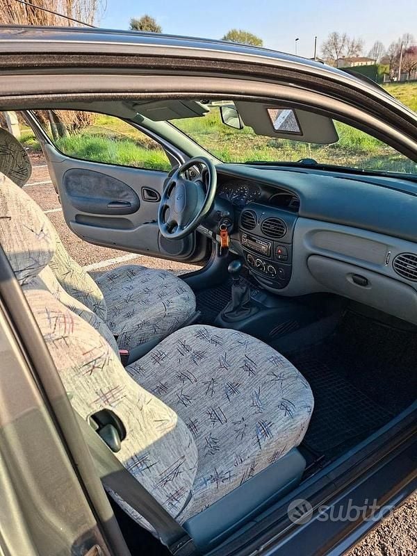 Usata Renault Mégane Coupé 1998 Grigio Coupé