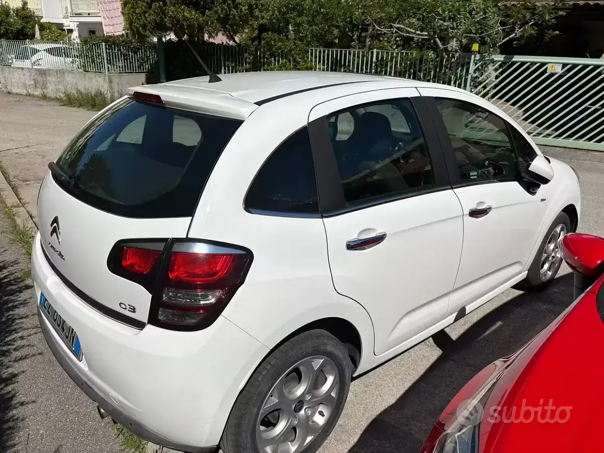 Usata Citroën C3 68 CV (50 kW) 2015 Bianco Berlina