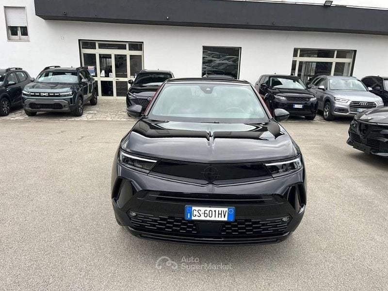 Usata Opel Mokka 101 CV (74 kW) 2024 Nero SUV