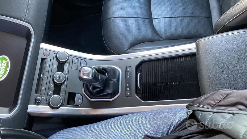 Usata Land Rover Range Rover evoque 150 CV (110 kW) 2017 Grigio SUV