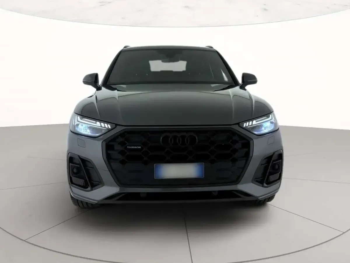 Usata Audi Q5 S-line plus 204 CV (150 kW) 2023 Grigio daytona perlato SUV