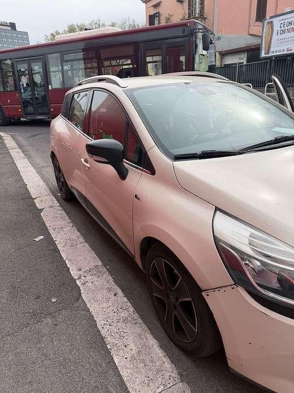 Usata Renault Clio GrandTour 71 CV (52 kW) 2016 Beige Station wagon