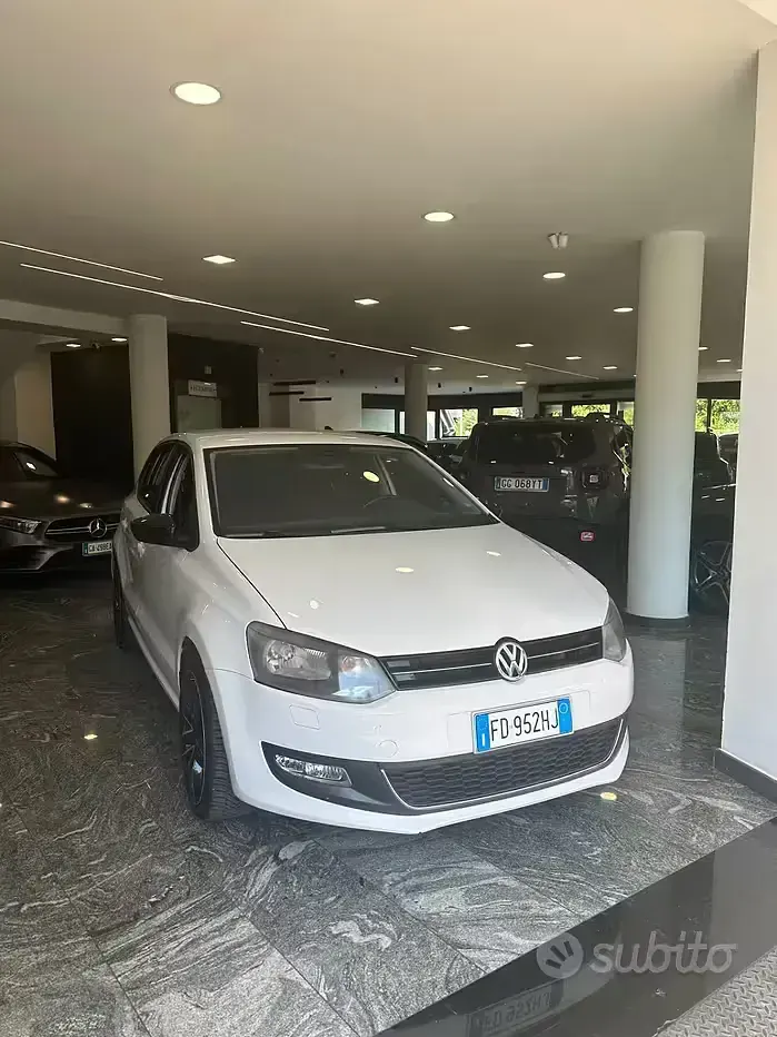 Usata VW Polo Trendline 90 CV (66 kW) 2012 Bianco Utilitaria