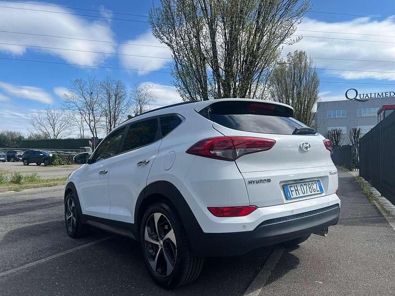 Usata Hyundai Tucson Xpossible 141 CV (103 kW) 2017 Bianco SUV