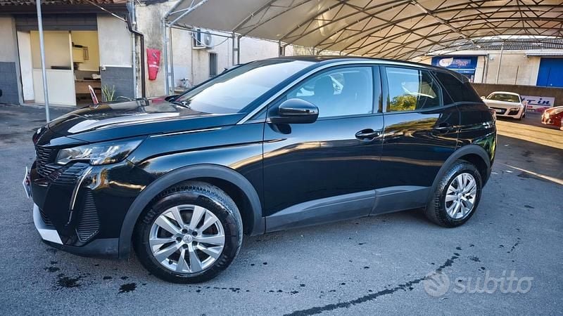 Usata Peugeot 3008 Active 131 CV (96 kW) 2022 Nero Station wagon