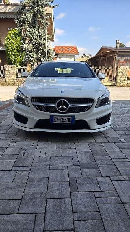 Usata Mercedes CLA200 Premium 136 CV (100 kW) 2014 Bianco Berlina
