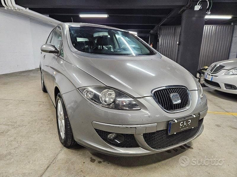 Usata Seat Altea Stylance 105 CV (77 kW) 2007 Grigio Monovolume