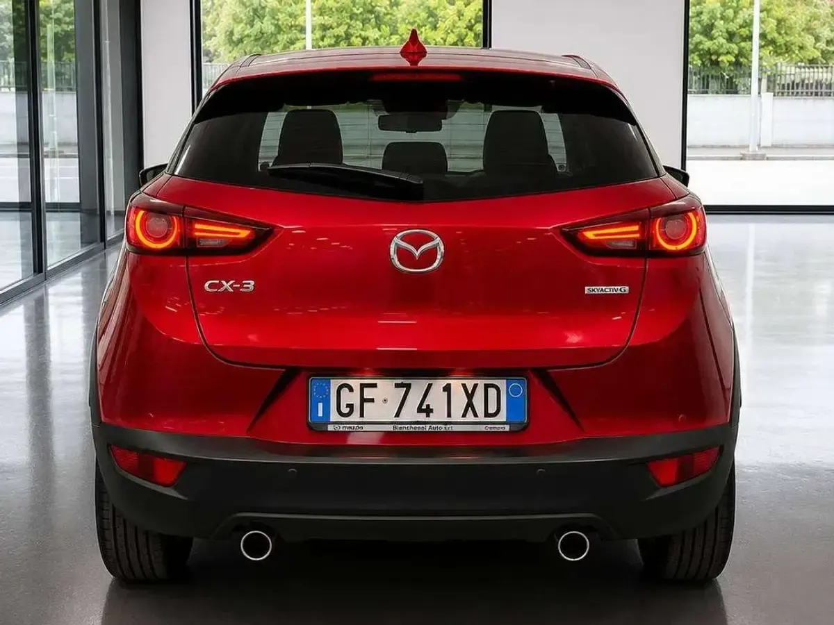 Usata Mazda CX-3 Exceed 121 CV (88 kW) 2021 Rosso SUV