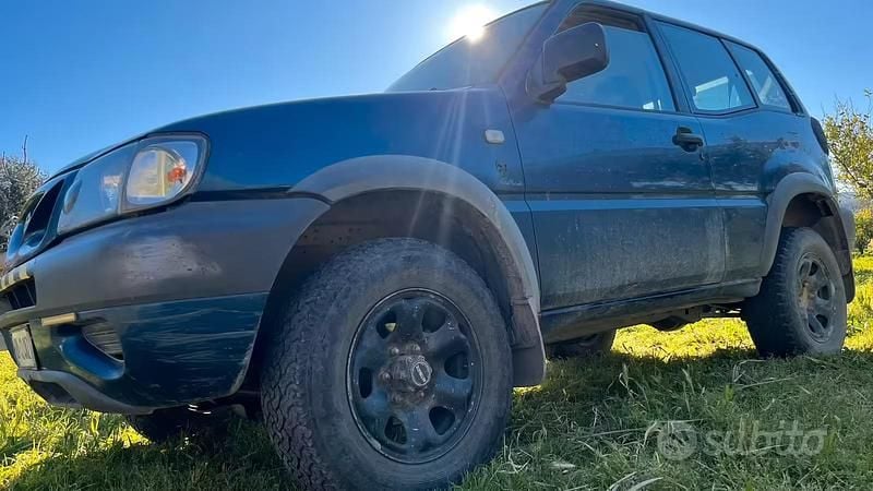 Usata Nissan Terrano 101 CV (74 kW) 2001 Blu SUV
