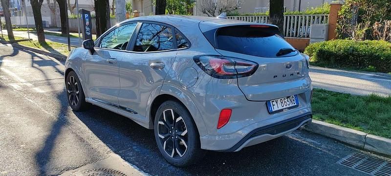Usata Ford Puma ST-Line X 125 CV (91 kW) 2020 Grigio SUV