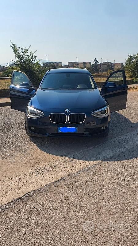 Blu/azzurro Usata 2014 BMW 116 M Sport Due volumi | 8500 € (Buon prezzo) - Immagine 1/4