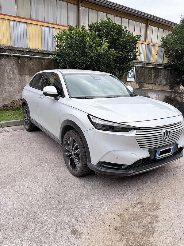 Usata 2023 Honda HR-V SUV | 25.900 € - Immagine 1/4