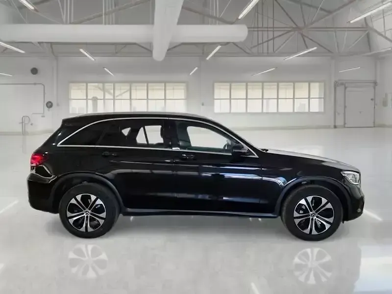 Usata Mercedes GLC300de Business 194 CV (142 kW) 2022 SUV