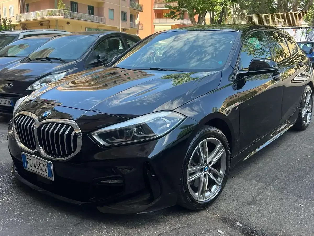 Usata BMW 118 M Sport 140 CV (102 kW) 2020 Nero Utilitaria