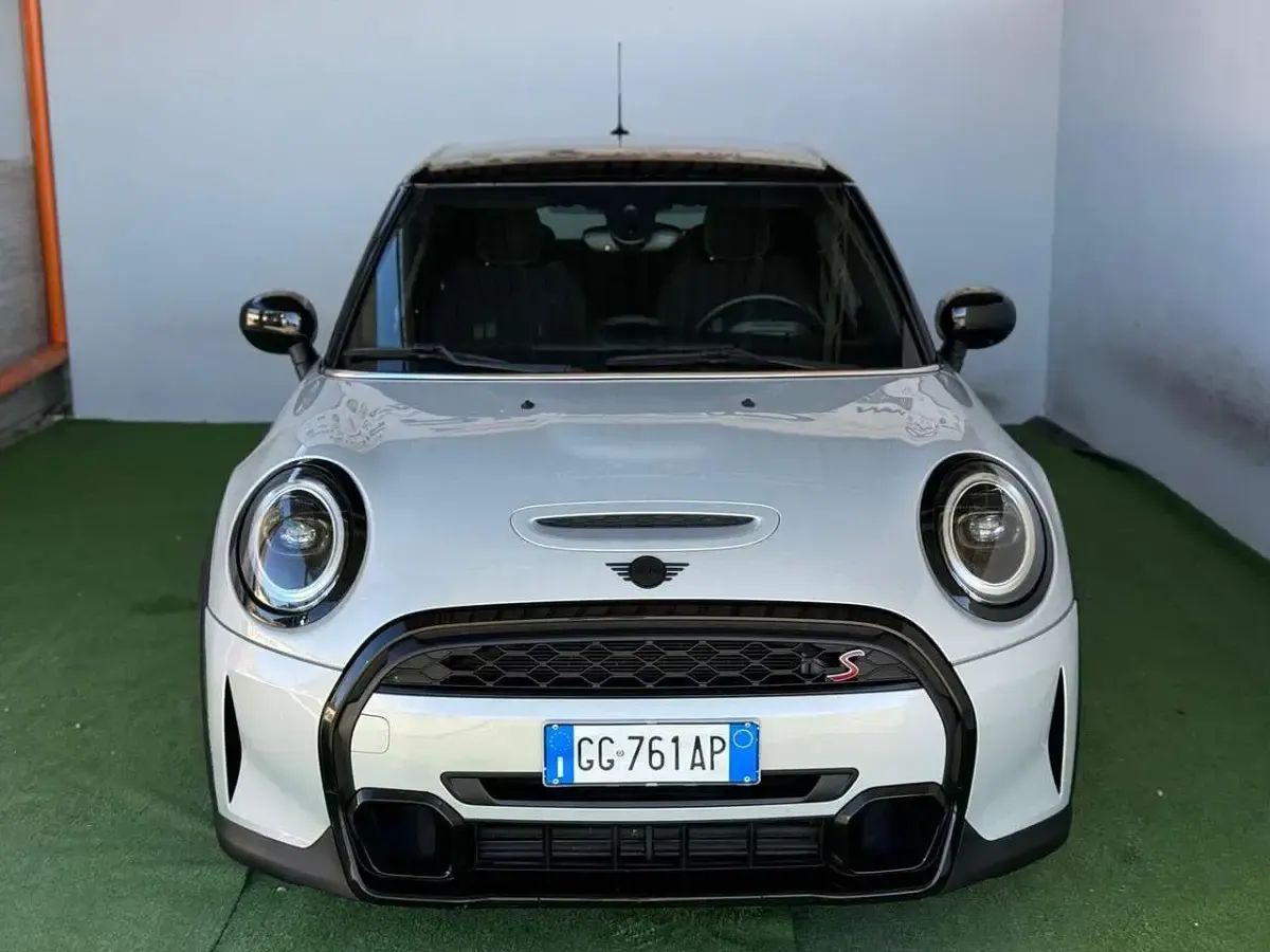 Usata Mini John Cooper Works 231 CV (169 kW) 2021 Argento Utilitaria