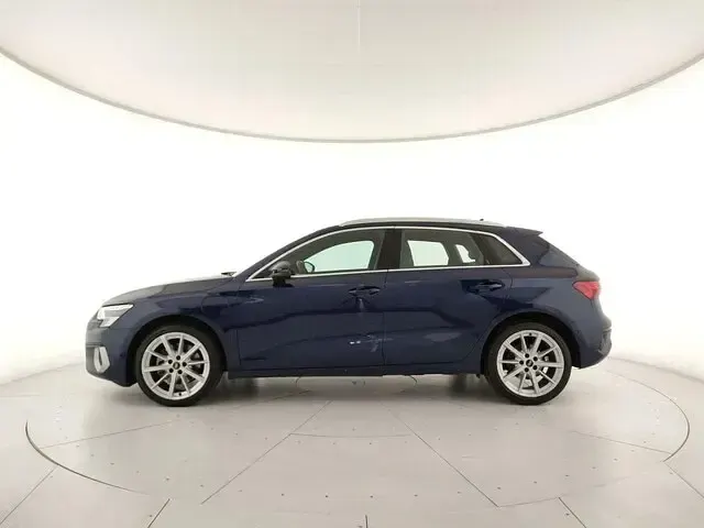 Usata Audi A3 Advanced Plus 204 CV (150 kW) 2021 2d blu navarra metallizzato Berlina