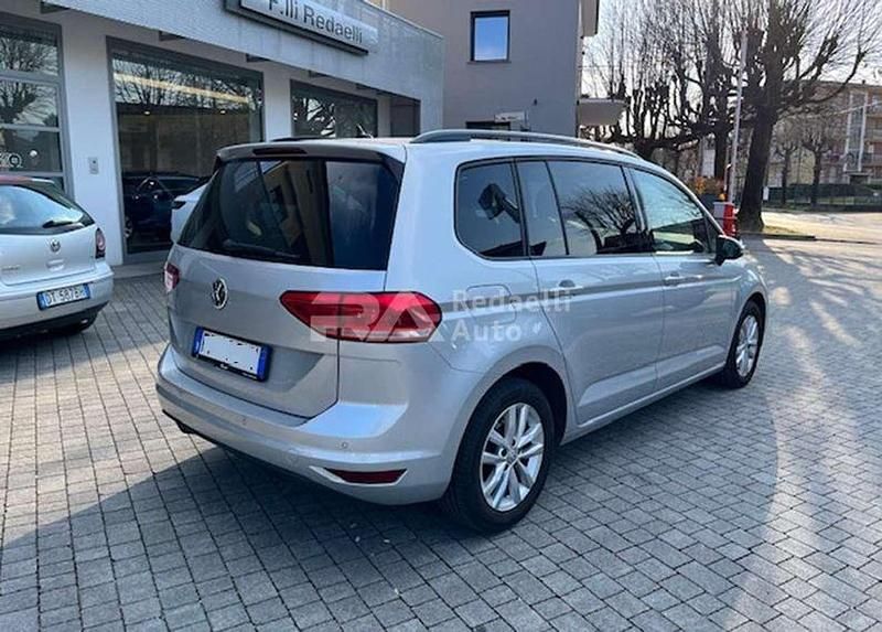 Usata VW Touran Comfortline 116 CV (85 kW) 2018 Argento Monovolume
