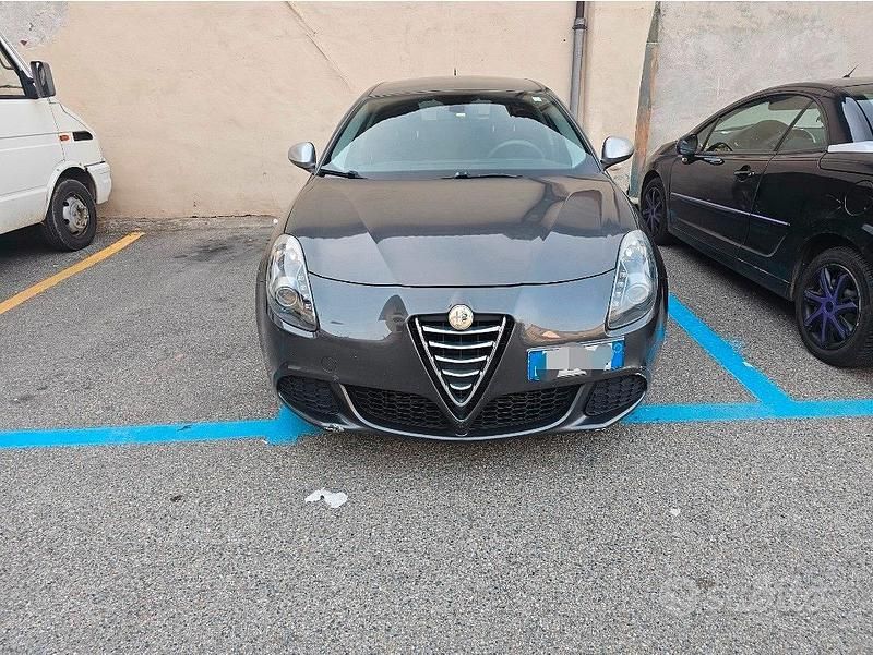 Usata Alfa Romeo Giulietta Progression 105 CV (77 kW) 2014 Utilitaria