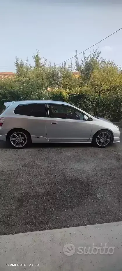 Usata Honda Civic Type R 200 CV (147 kW) 2005 Grigio Berlina