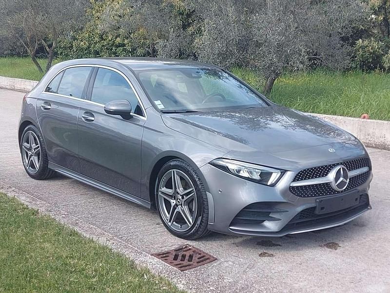 Usata Mercedes A200 AMG line 150 CV (110 kW) 2019 Grigio Berlina