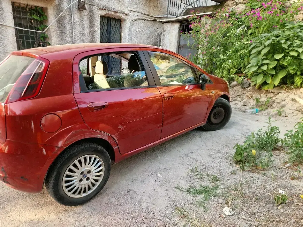Usata Fiat Grande Punto 90 CV (66 kW) 2006 Utilitaria