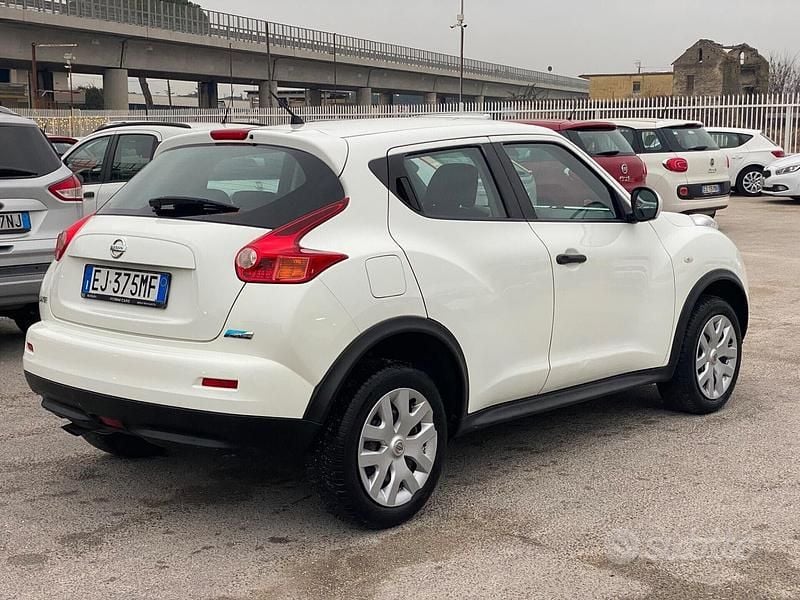 Usata Nissan Juke Visia 110 CV (80 kW) 2011 Bianco SUV