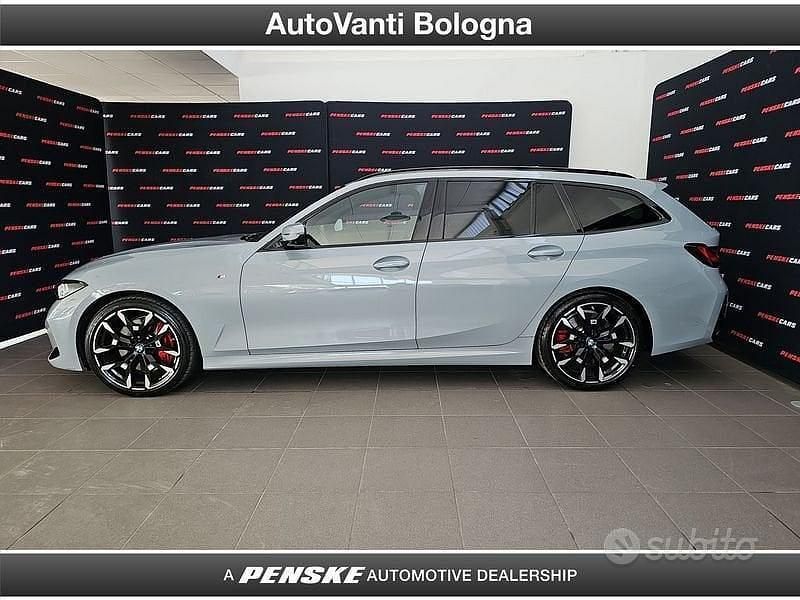 Usata BMW 320e Efficient Dynamics 190 CV (139 kW) 2025 Grigio Station wagon