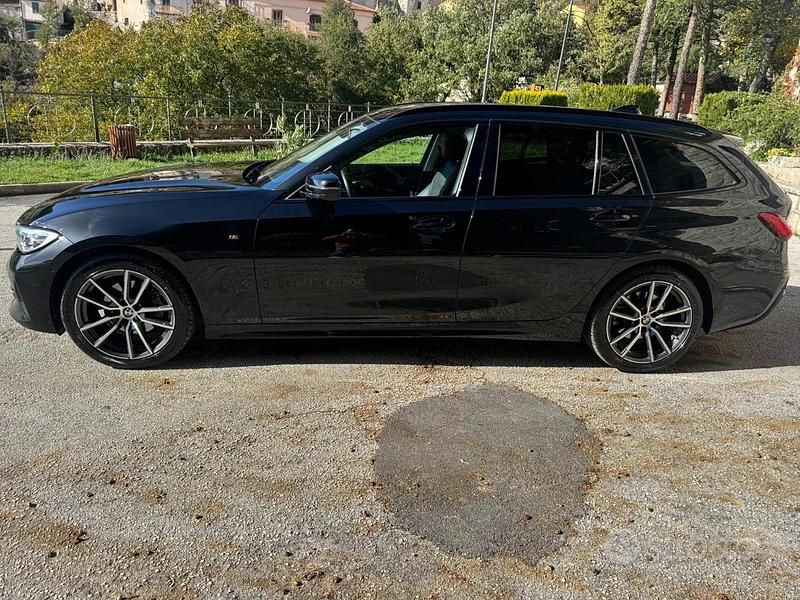Usata BMW 320e M Sport 190 CV (139 kW) 2020 Nero Station wagon