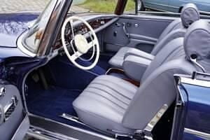 Usata Mercedes 300 SE 170 CV (125 kW) 1967 Blu Cabrio