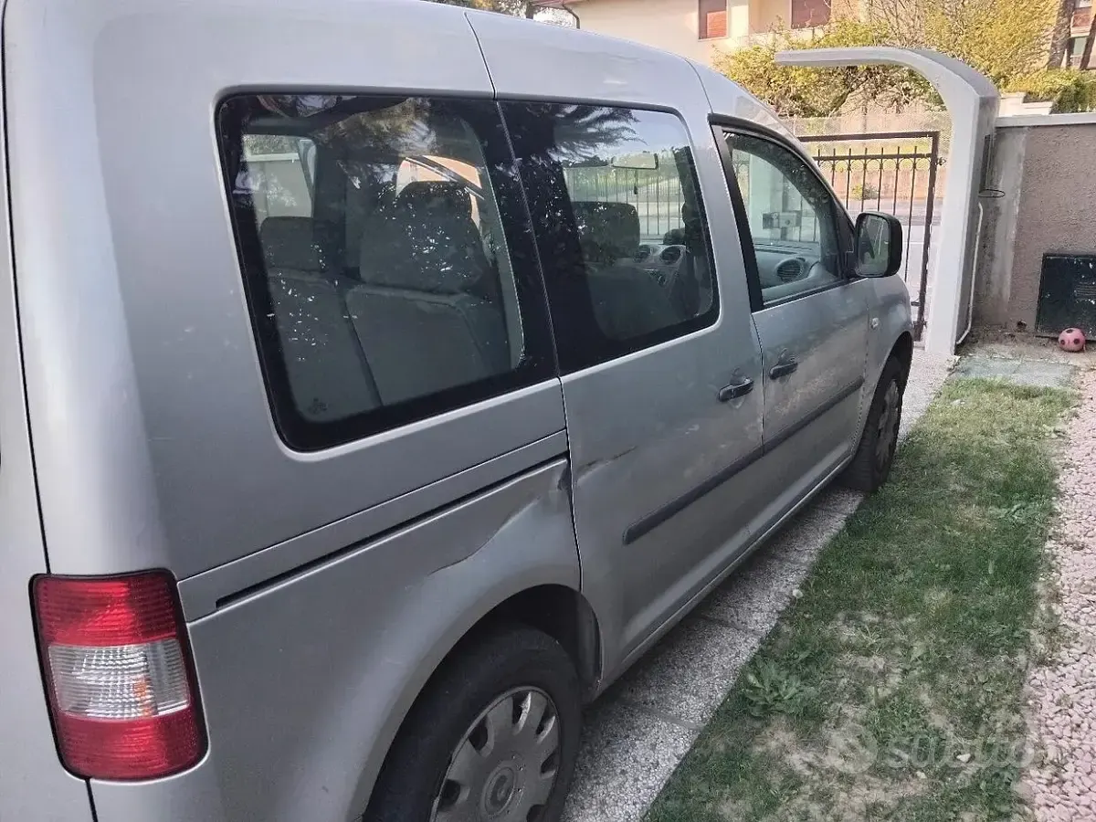 Usata VW Caddy 109 CV (80 kW) 2008 Monovolume