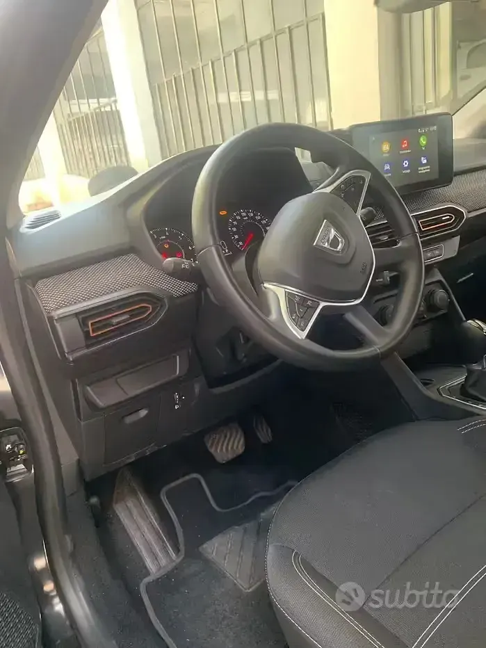 Usata Dacia Sandero Comfort 90 CV (66 kW) 2022 Nero Berlina