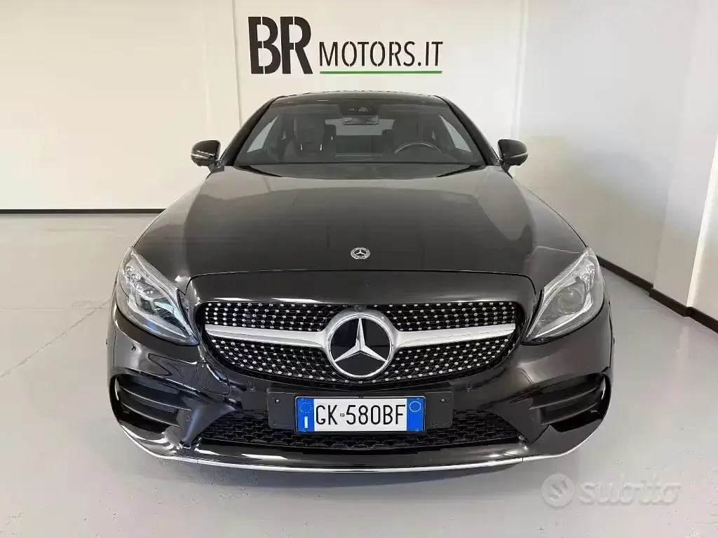 Usata Mercedes C220 AMG line 194 CV (142 kW) 2022 Nero Coupé