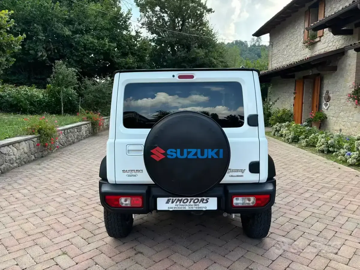 Usata Suzuki Jimny 102 CV (75 kW) 2019 Bianco SUV