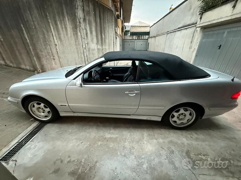 Usata Mercedes CLK200 Avantgarde 136 CV (100 kW) 2000 Cabrio