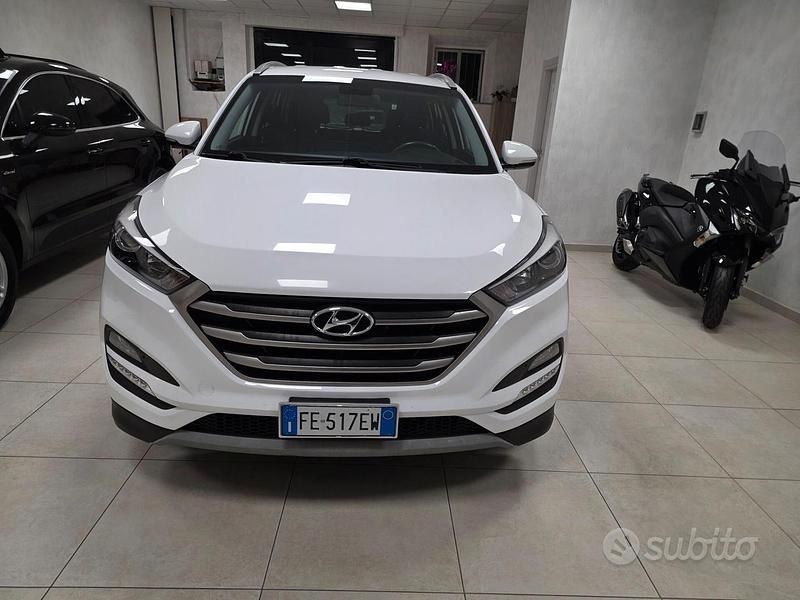 Usata Hyundai Tucson Comfort 115 CV (84 kW) 2016 Bianco SUV