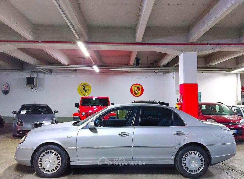 Usata Lancia Thesis 185 CV (136 kW) 2002 Argento Berlina