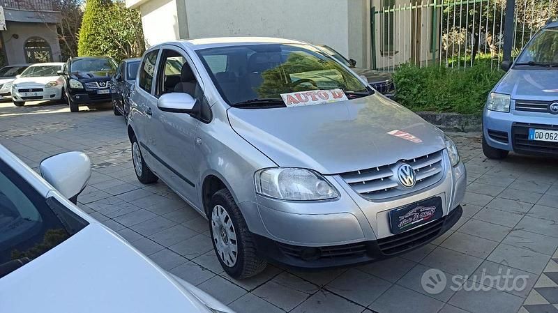 Usata VW Fox 70 CV (51 kW) 2006 Bianco Utilitaria