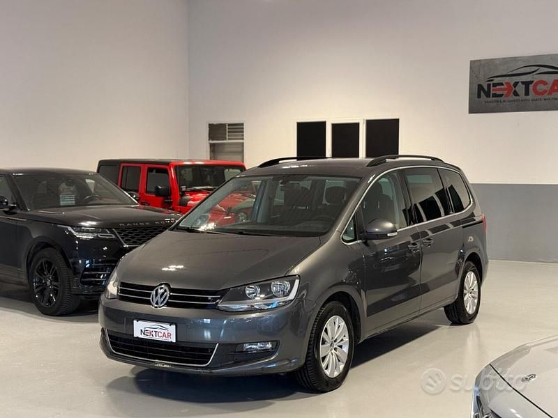 Grigio Usata 2015 VW Sharan Highline Monovolume | 16.700 € (Buon prezzo) - Immagine 1/4