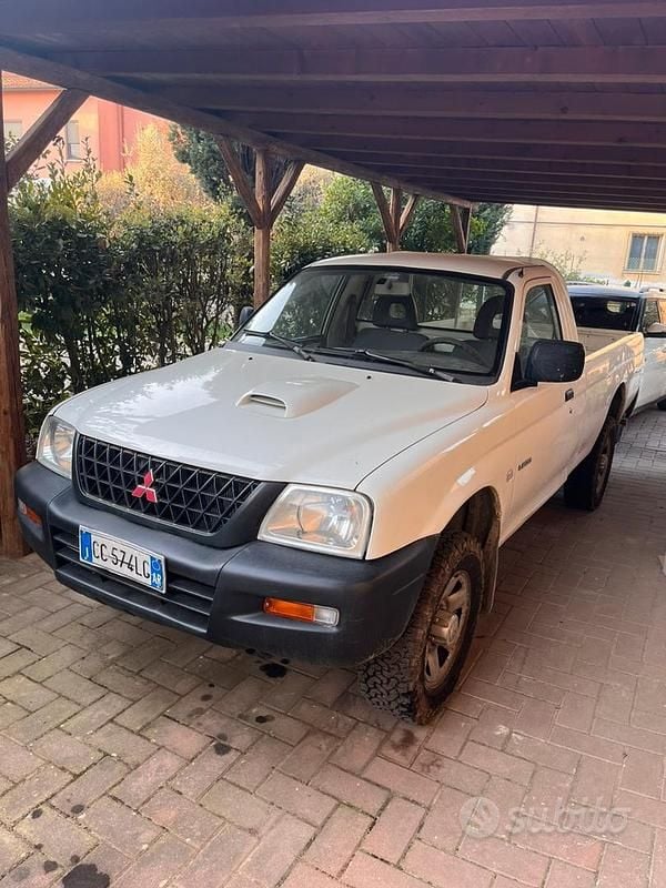 Usata Mitsubishi L200 116 CV (85 kW) 2002 Pick-up